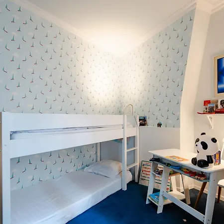 Veeve - Aesthetic Artistry Appartement *